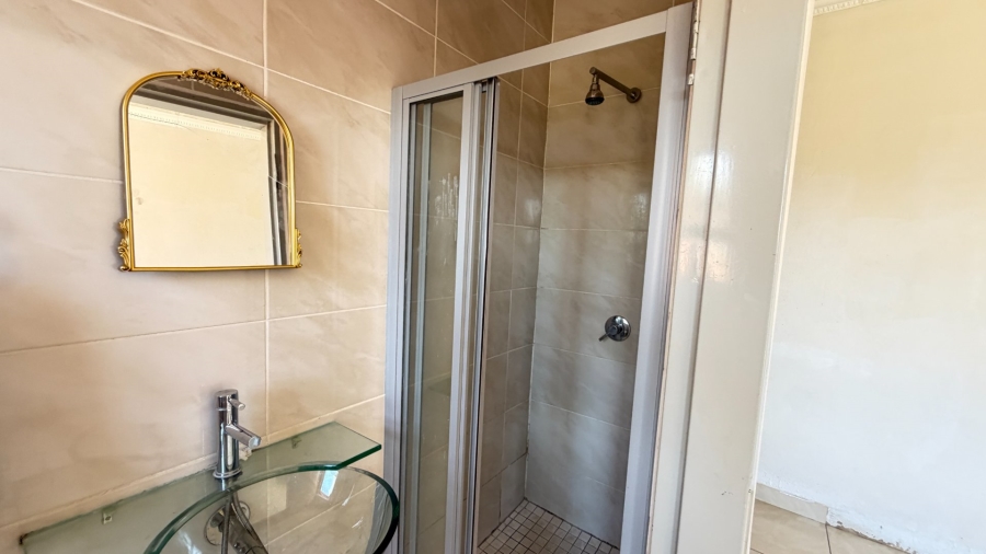 5 Bedroom Property for Sale in Grimbeeck Park North West